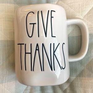 Rae Dunn “Give Thanks” Mug